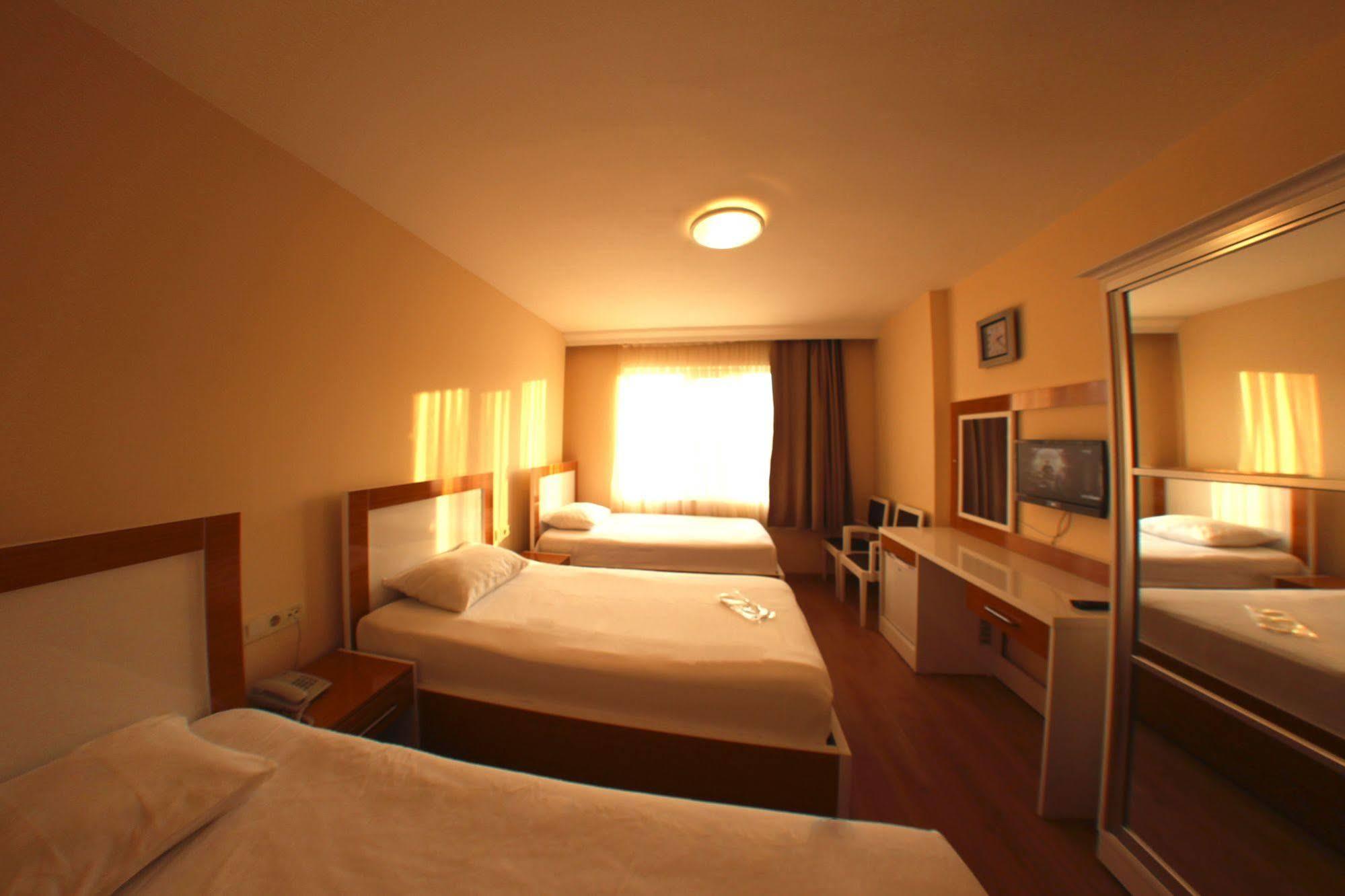 Hotel Duzce ภายนอก รูปภาพ