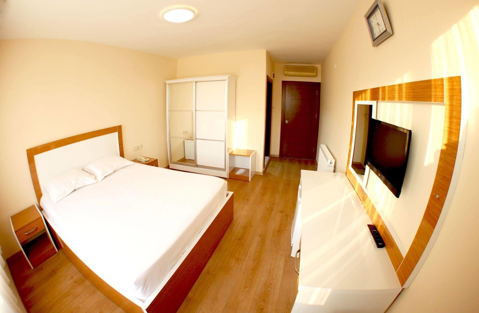 Hotel Duzce ภายนอก รูปภาพ